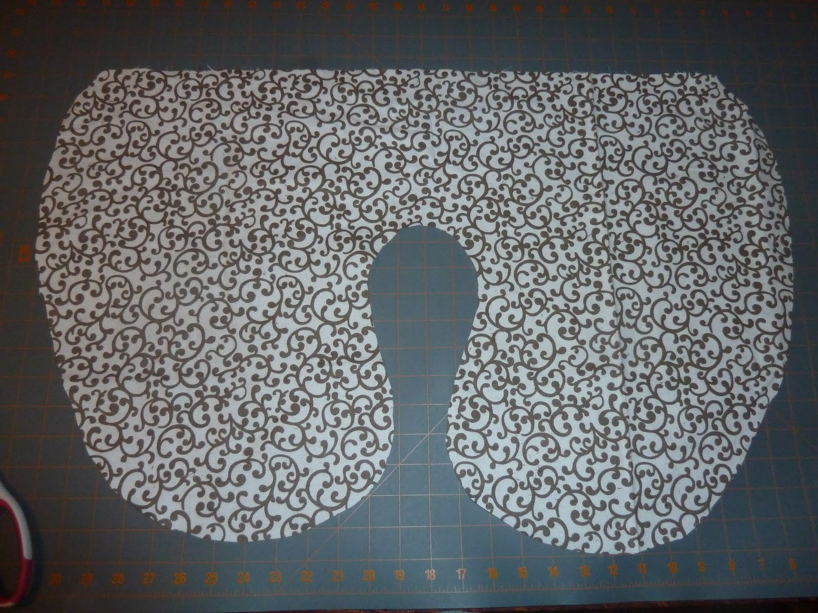 Sew Leelaa! How to make a Boppy Cover