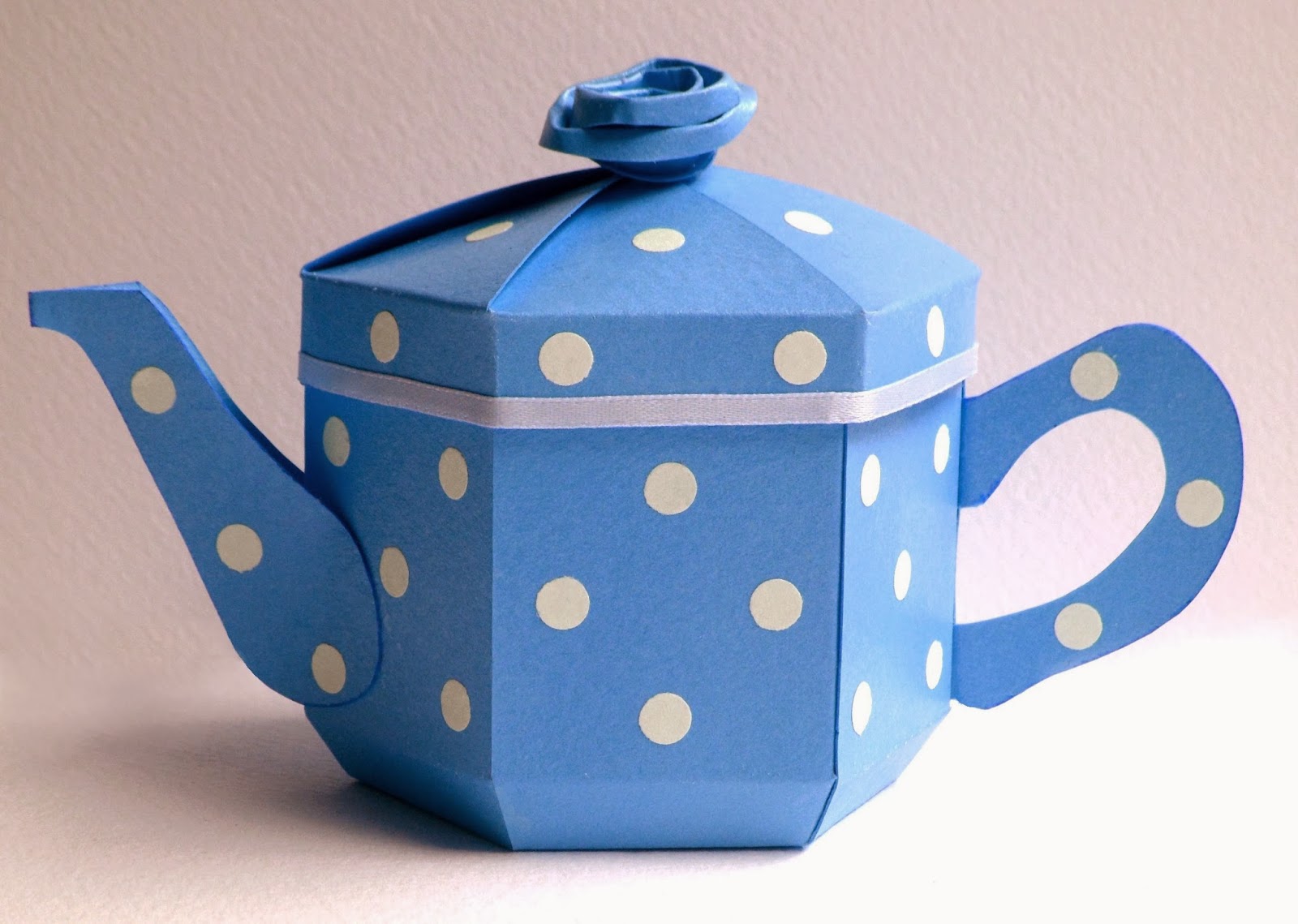 Esselle Crafts More teapot delights!