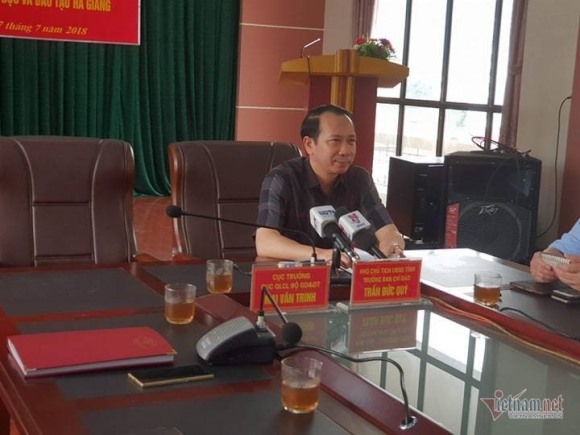 Lộ tin nhắn với Phó chủ tịch tỉnh Hà Giang vụ tiêu cực điểm thi