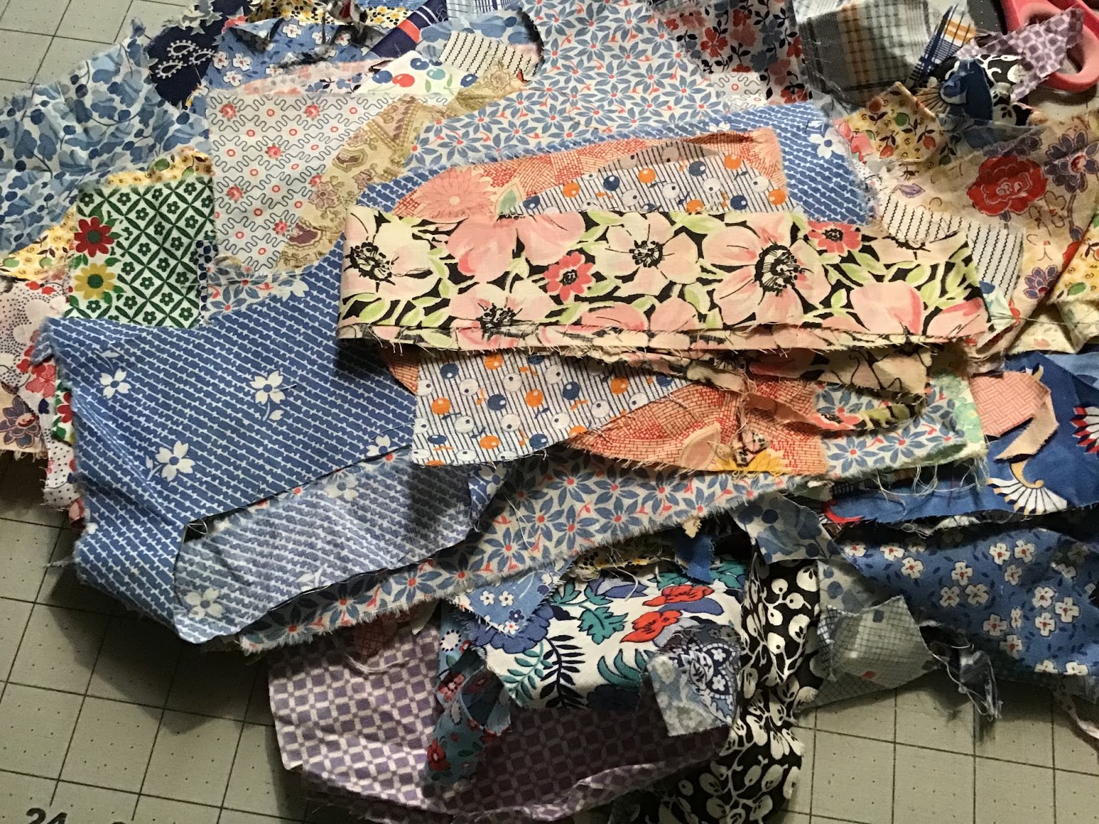 Quilt With a View: In a Cleaning Mood -- Destashing Vintage Fabric