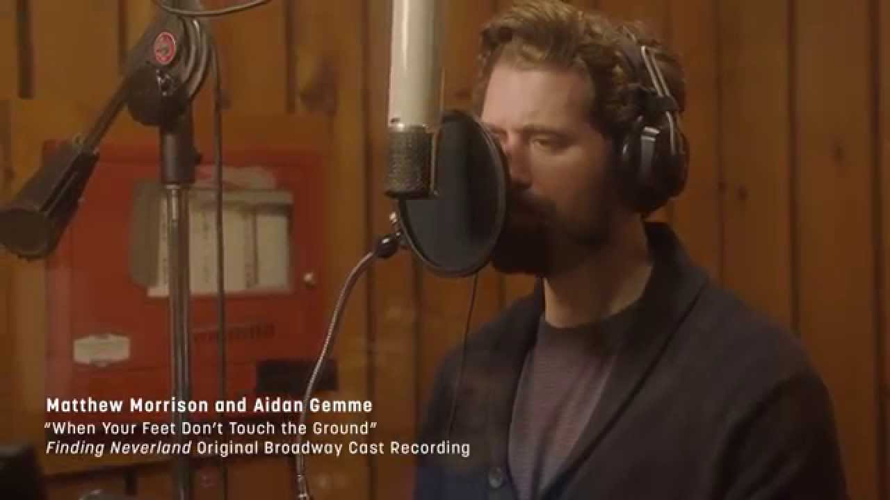 FEET DON T TOUCH THE GROUND LYRICS