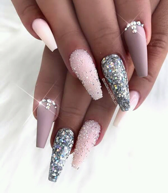 75+ Abstract Stone And Rhinestone Nail Art 75+ Abstract Stone And Rhinestone Nail Art