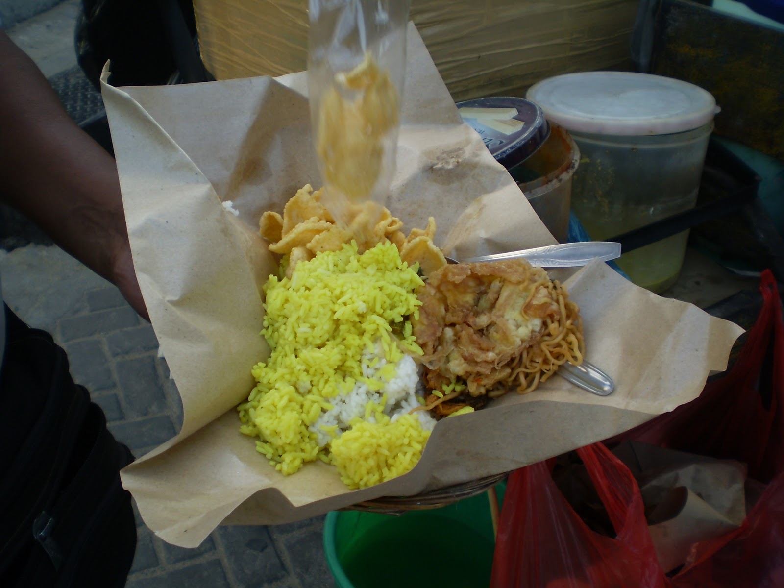 #印尼美食# 来日惹一定要品尝的特色美食！ - 马蜂窝
