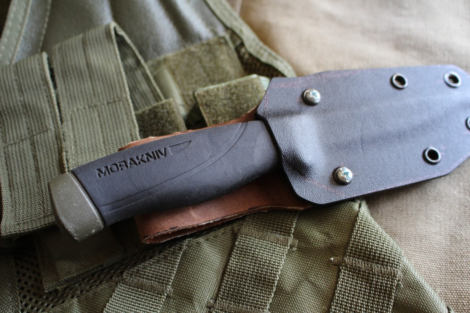 Jake Makes DIY Morakniv Companion Kydex Sheath