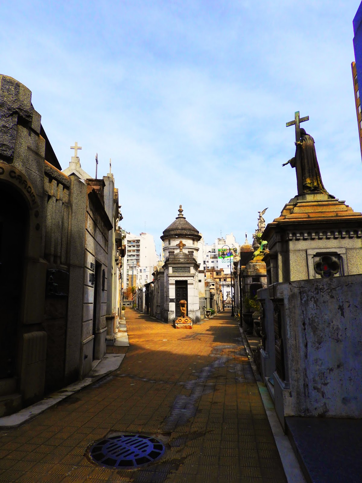 VIAJERO RODANTE Cementerio de Recoleta, Buenos Aires