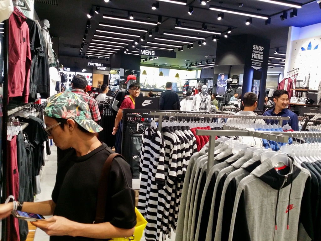 JD Sports 1st Flagship in Asia Grand Opening
