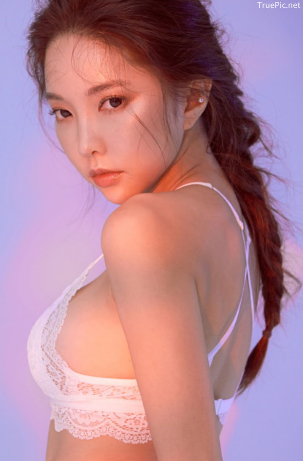 Korean model and fashion - Park Soo Yeon - Off-White Lavender and Salmon Pink Bra - Picture 19