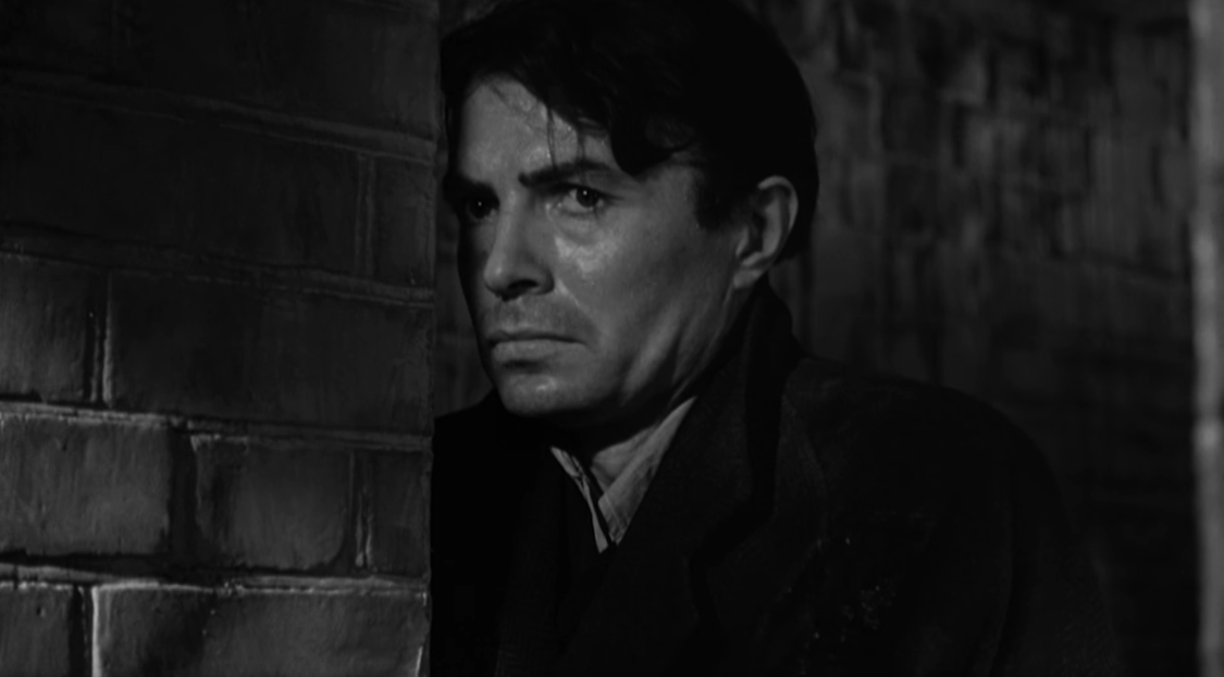 выбывший из игры режиссер 3 буквы. выбывший из игры 1947. выбывший из игры фильм 1947. выбывший из игры режиссер 3 буквы. выбывший фильм 1970.