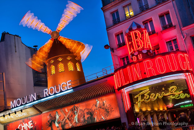 Another must-see attraction on every Parisian itinerary—Moulin Rouge.