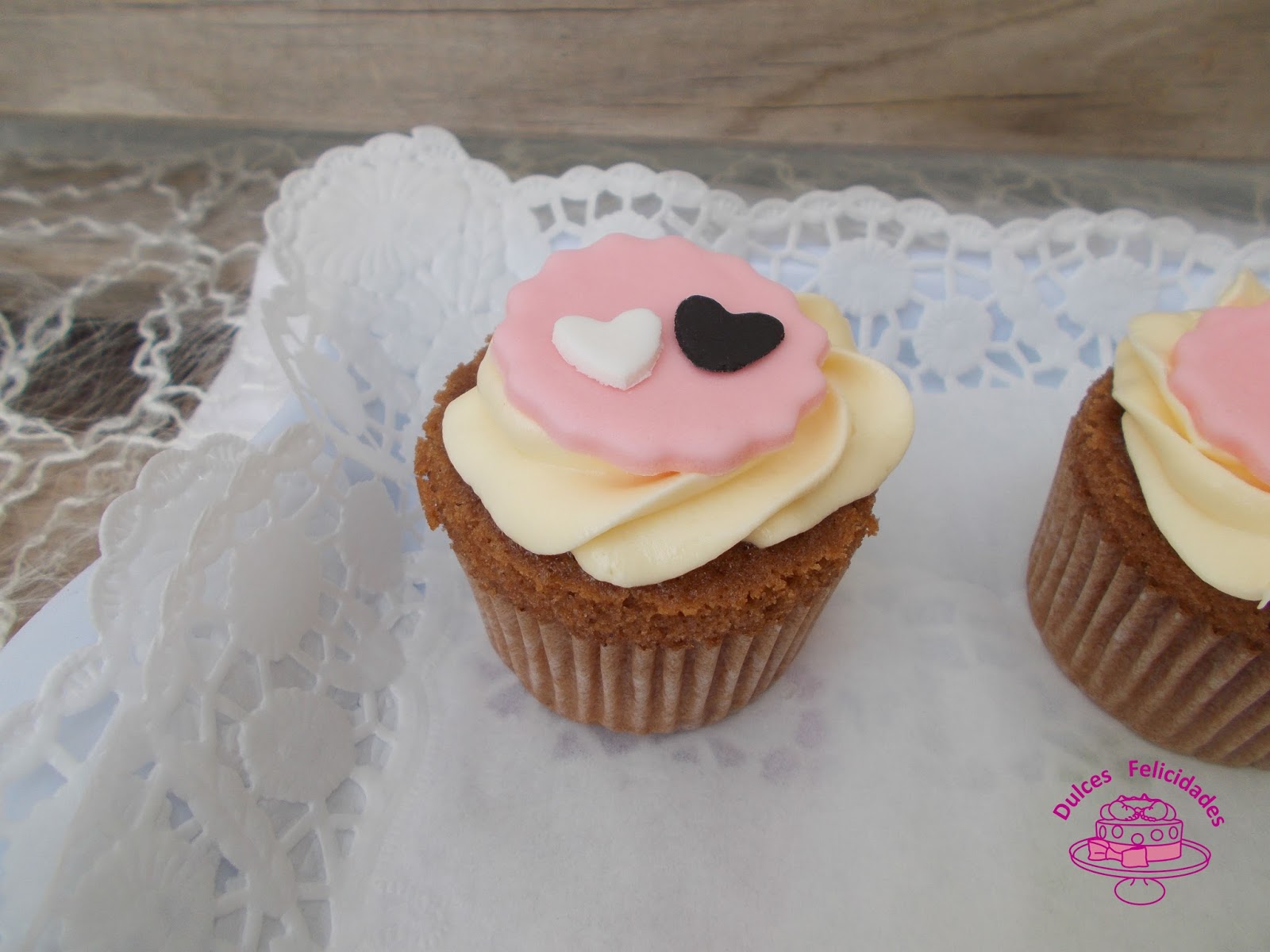 Cupcakes para la despedida de soltera de Ami - Dulces Felicidades