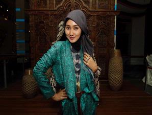  Koleksi Baju Muslim Dian Pelangi Tutorial Hijab