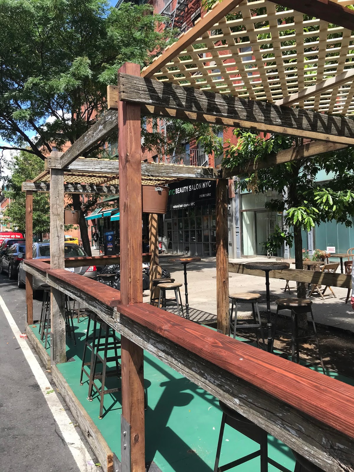 H A R L E M + B E S P O K E INTRODUCING STREETSIDE PATIOS IN HARLEM