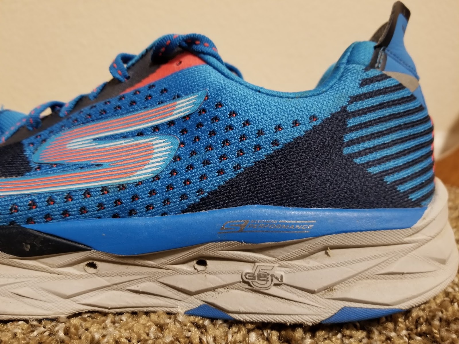 fábrica Inmundo Simplificar Running Without Injuries: Skechers GOrun Ultra Road 2 Review