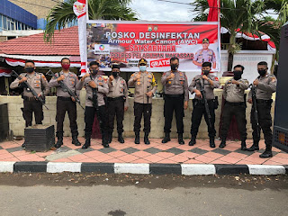 Bentuk Kepedulian, Polres Pelabuhan Buka Layanan Gratis Penyemprotan Disinfektan