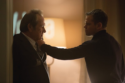 Matt Damon and Tommy Lee Jones in Jason Bourne