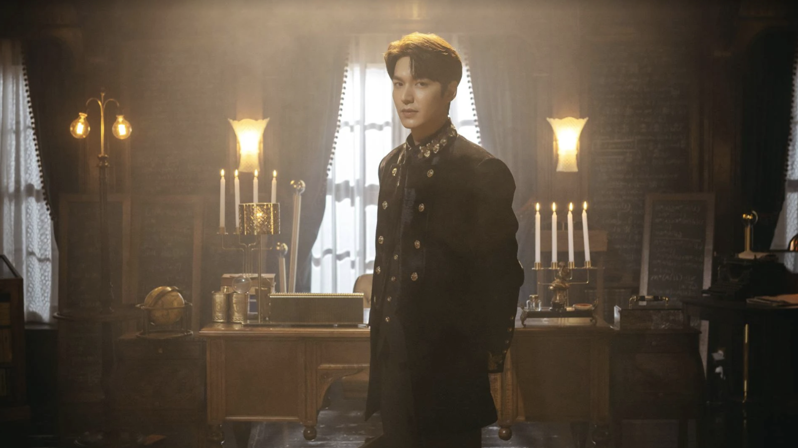 WATCH: THE KING: ETERNAL MONARCH (Deo King: Youngwonui Gunjoo) Trailer - Premieres on Netflix Starting April 17, 2020