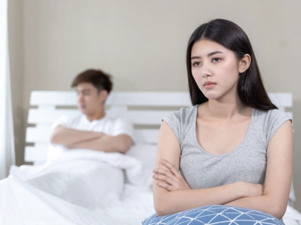 12 Red Flags In A Relationship that you should not ignore 12 Red Flags In A Relationship that you should not ignore