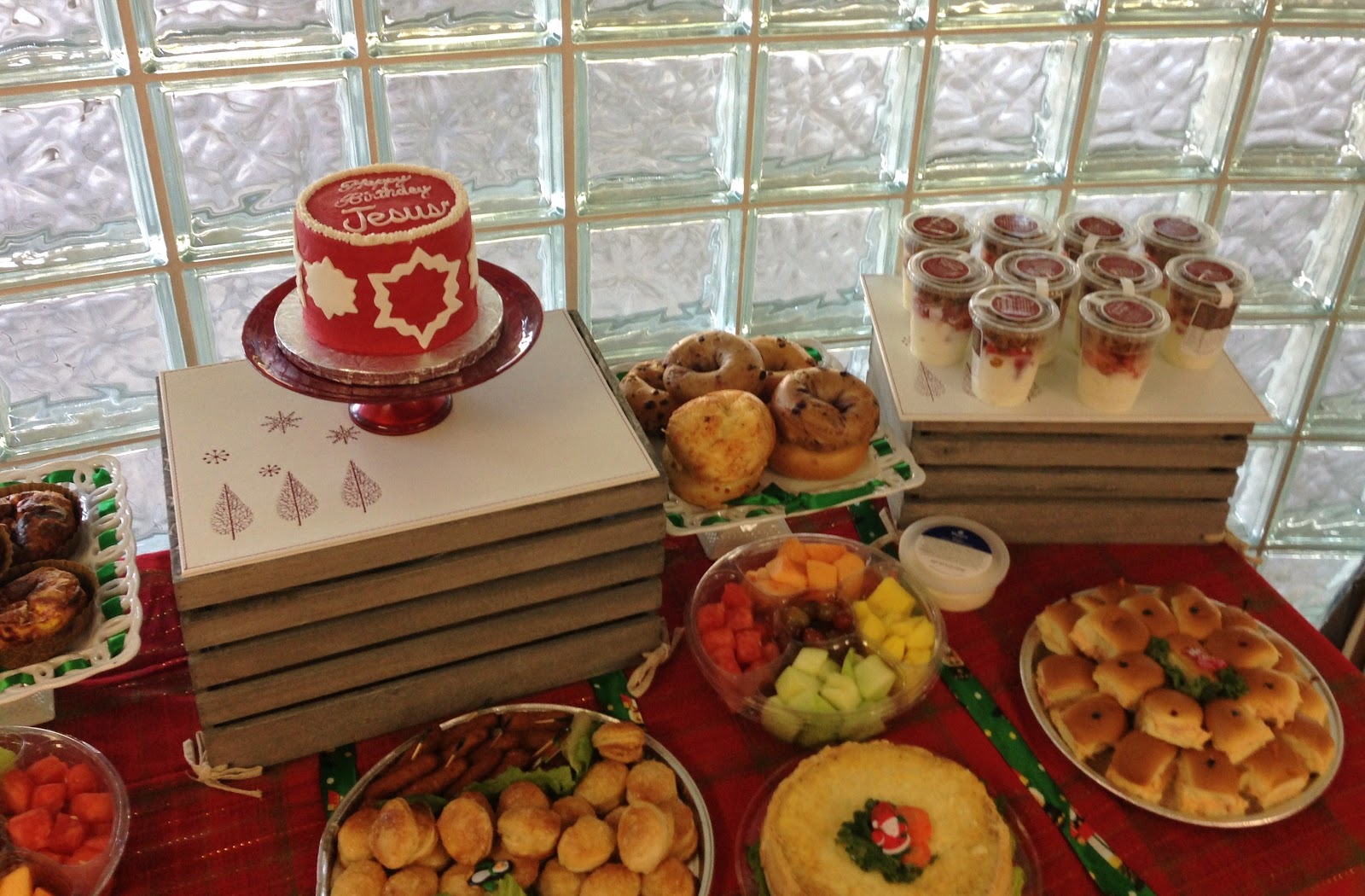 SWEET TREATS CAROUSEL: Christmas Breakfast Table