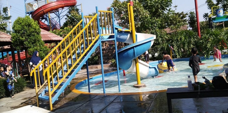 Seperti Apa Sih Wisata Rancaekek Waterpark Itu? Seperti Apa Sih Wisata Rancaekek Waterpark Itu?