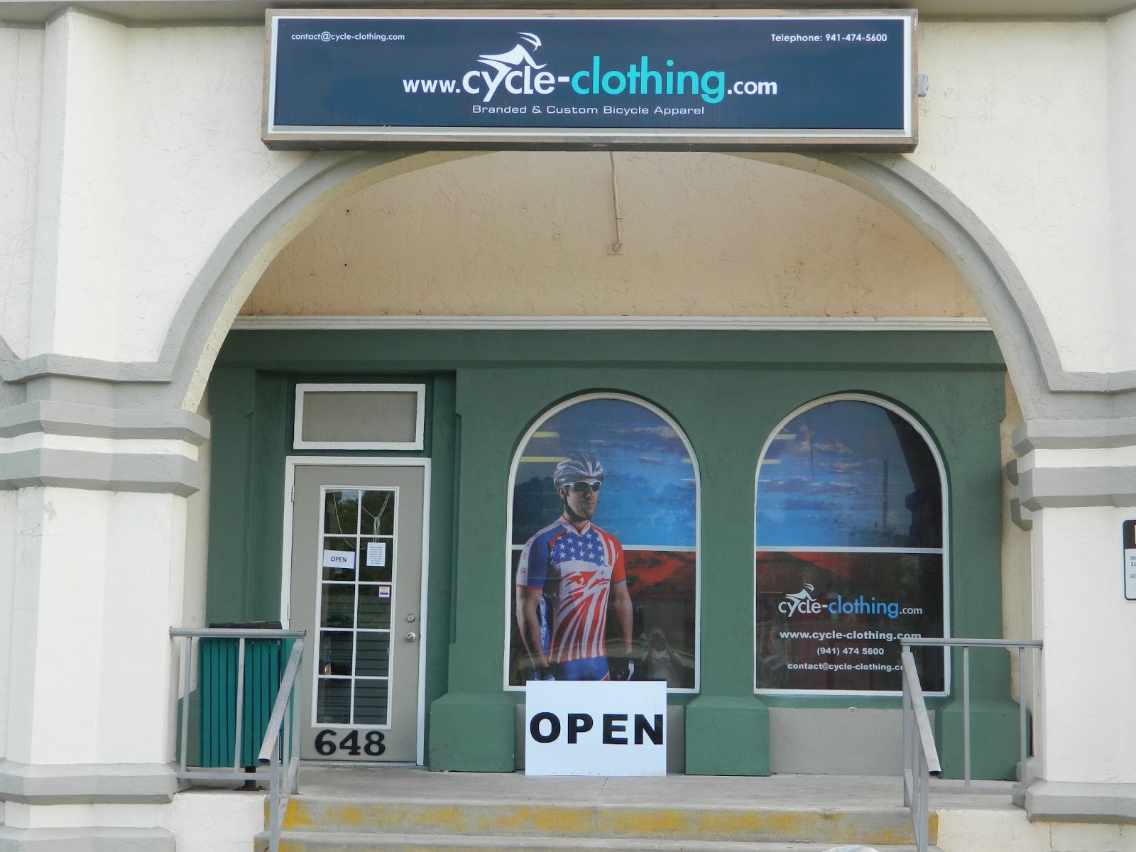 UK CycleClothing Opens Shop in Englewood