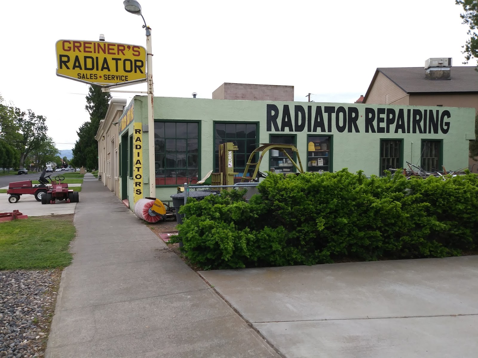 Barers of Maple Valley Still Around Back Home