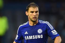 Ivanovic - Chelsea -: "Debemos aparcar la Champions League"