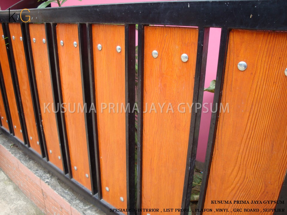 Pagar WoodPlank Elephant ( GELAM JAYA , KAB. TANGERANG )