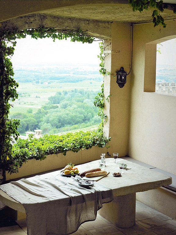Weekday Wanderlust: Dreams of Provence