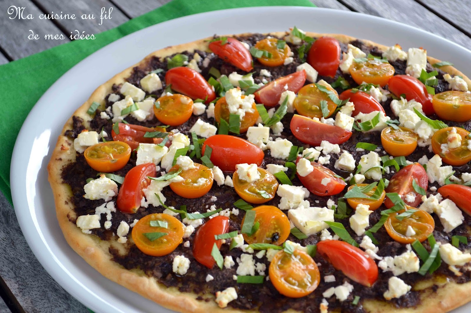 Ma cuisine au fil de mes idées... Pizza à la tapenade d'olives noires
