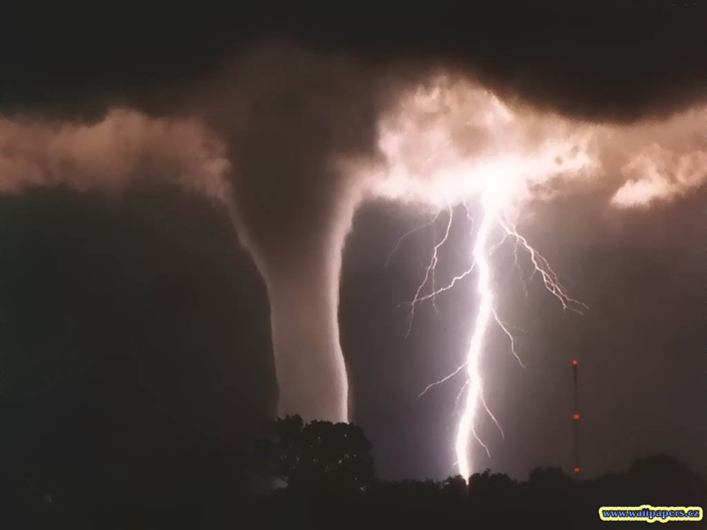 http://1.bp.blogspot.com/-2p-DwdA714Y/TdKpL-yRo_I/AAAAAAAAAJ0/PRLHc9tTA4I/s1600/lighting-and-tornado-storm-wallpaper.jpg