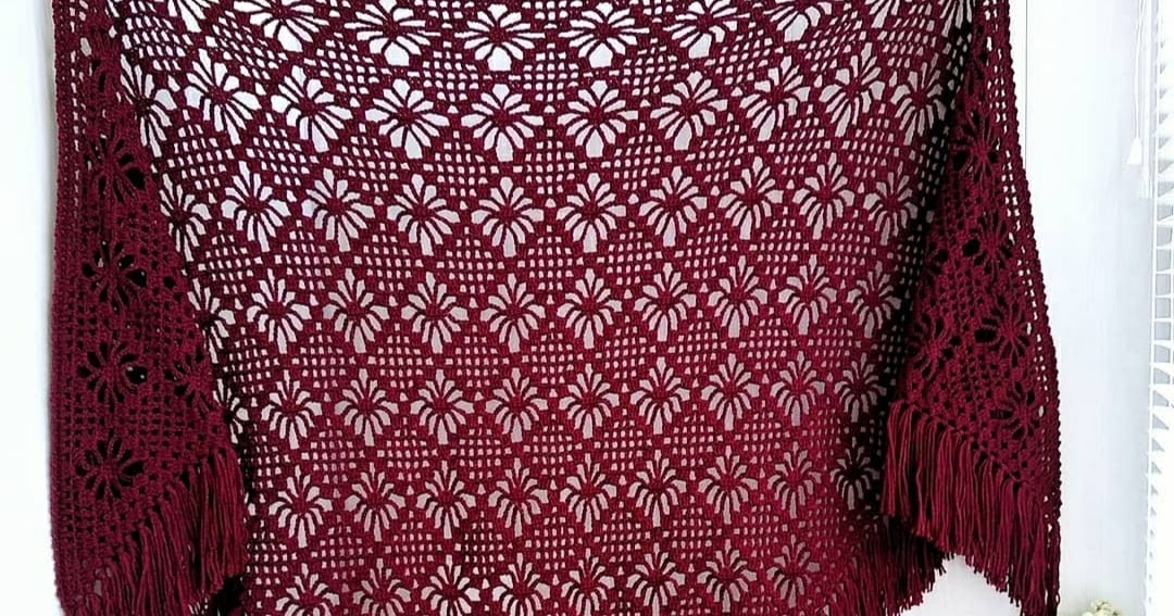 Crochet Knitting Handicraft: Shawl by spider stitch