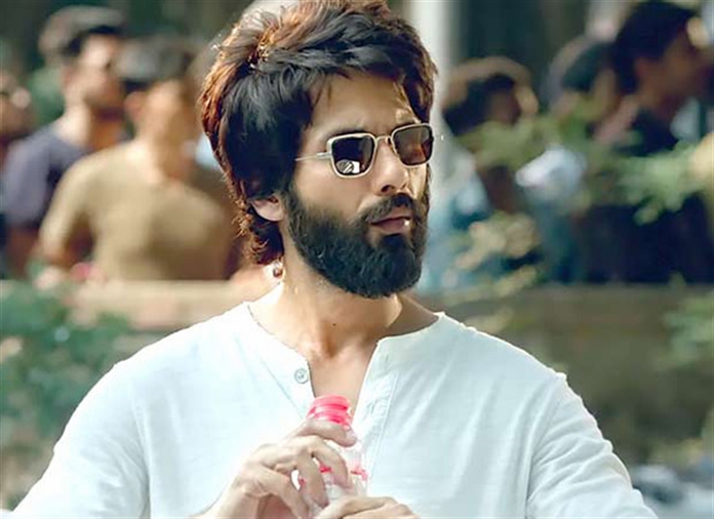 Kabir Singh Movie: Soundtrack, Music Videos, Pictures, Jukebox, Trailer,  Plot, Production | Jackace - Box Office News With Budget