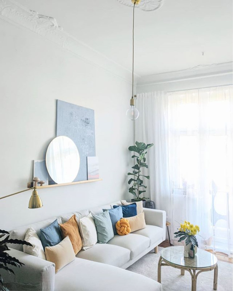 A Lovely, Inviting Berlin Flat Decorated on a Small Budget