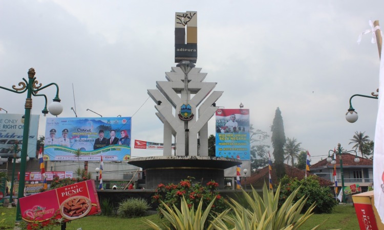 14 Wisata Pantai di Garut Favorit Dikunjungi Wisatawan 14 Wisata Pantai di Garut Favorit Dikunjungi Wisatawan