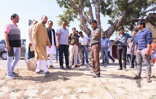 मुख्यमंत्री के संसदीय सलाहकार, सहित जनप्रतिनिधि एवं अधिकारियों ने किया मुख्य मार्ग एवं सार्वजनिक स्थलों का निरीक्षण अब कांकेर शहर का होगा सुनियोजित विकास मुख्यमंत्री के संसदीय सलाहकार, सहित जनप्रतिनिधि एवं अधिकारियों ने किया मुख्य मार्ग एवं सार्वजनिक स्थलों का निरीक्षण अब कांकेर शहर का होगा सुनियोजित विकास