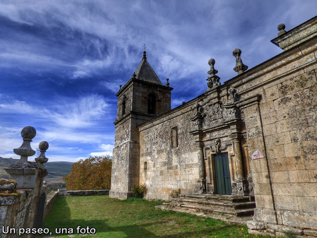 Un paseo,una foto De Manzaneda a Reigada por la OU0701. Ourense