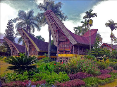Keindahan Rumah Adat Sulawesi Selatan Keindahan Rumah Adat Sulawesi Selatan