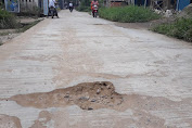 Belum Setahun, Jalan Rabat Beton Lorong Flamboyan Mendalo Indah Sudah Rusak