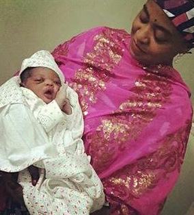 d Photos: Emir of Kano cradles his new grandchild