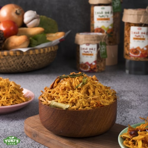[YUKI’S FARM] Khô Gà Lá Chanh (Lọ 300gr)