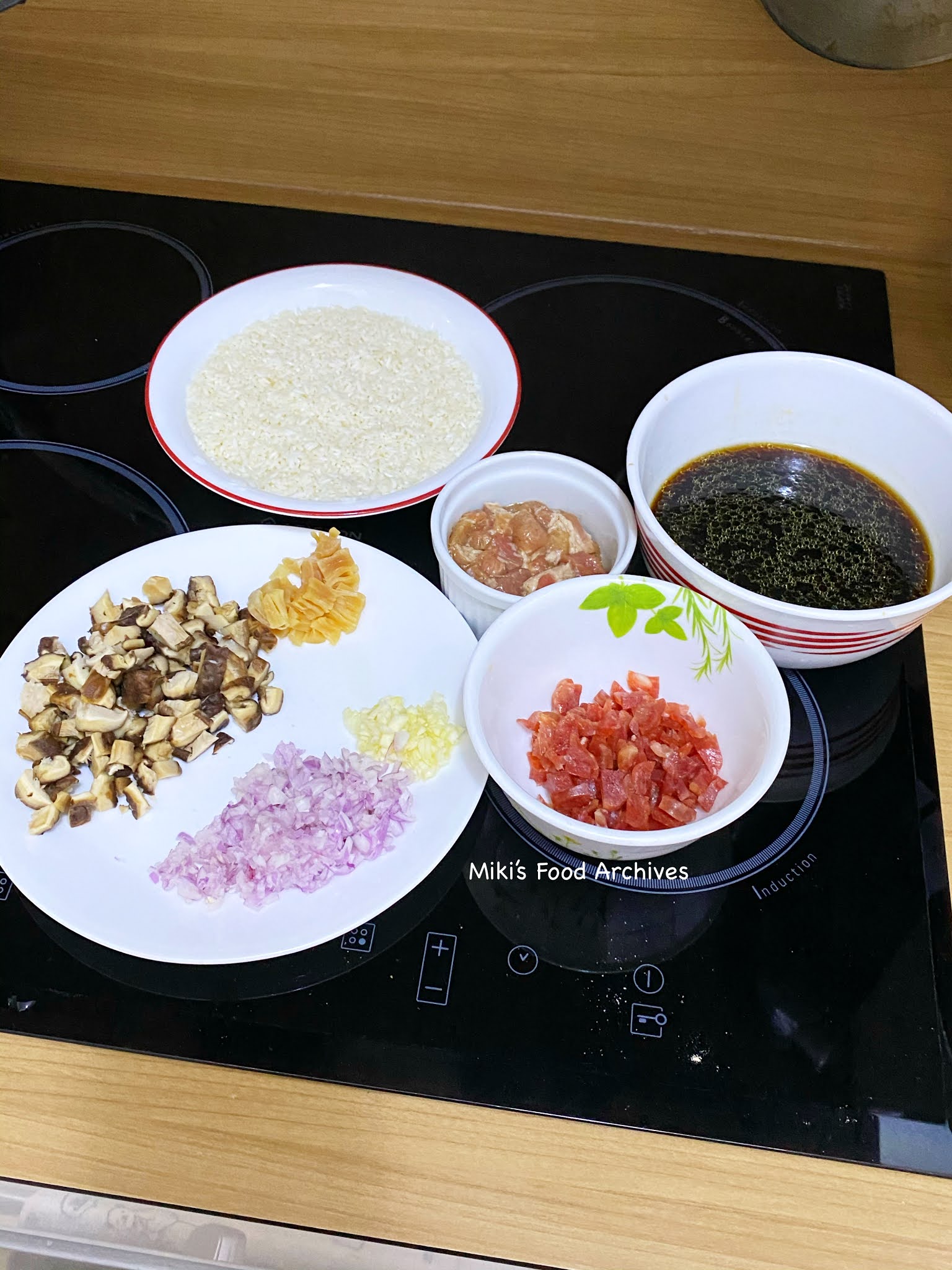 Miki's Food Archives Chinese StirFry Glutinous Rice 古早味糯米饭【快速简易版 Pressure Cooker Recipe】