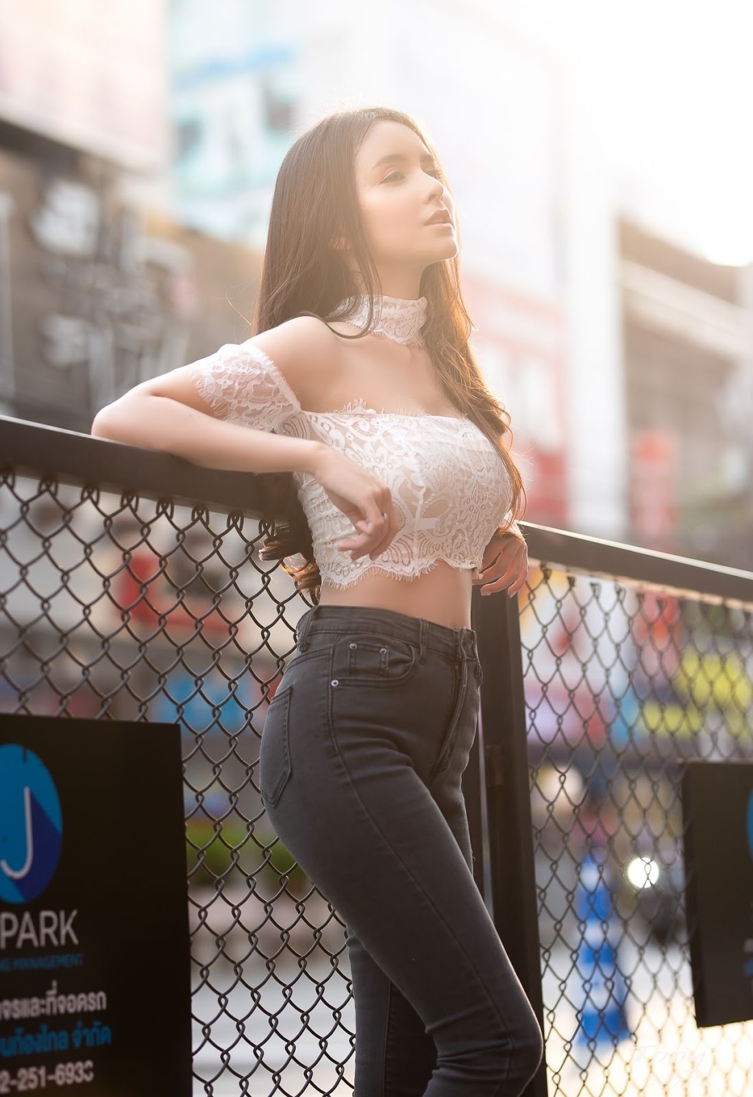 Image-Thailand-Beautiful-Model-Soithip-Palwongpaisal-Transparent-Lace-Crop-Top-And-Jean-TruePic.net- Picture-22