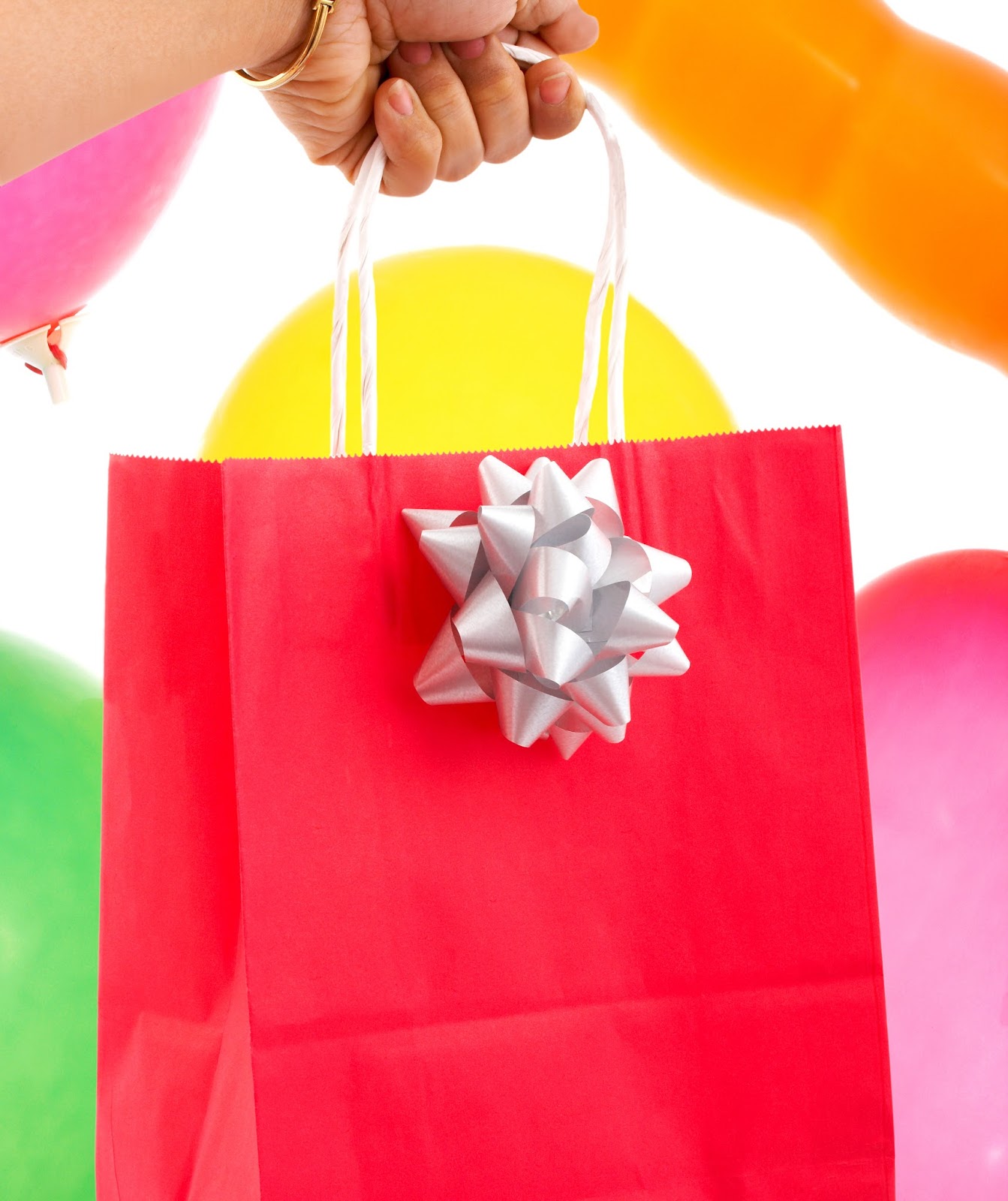 Unlock Apple One: Free Trials & Family Sharing Give Families Unlimited, Affordable Tech Power