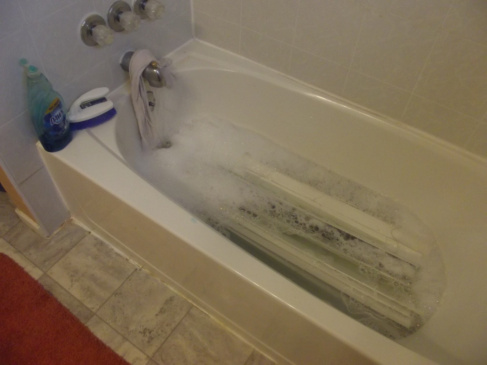 Homemade Harlots How to Clean Your Blinds