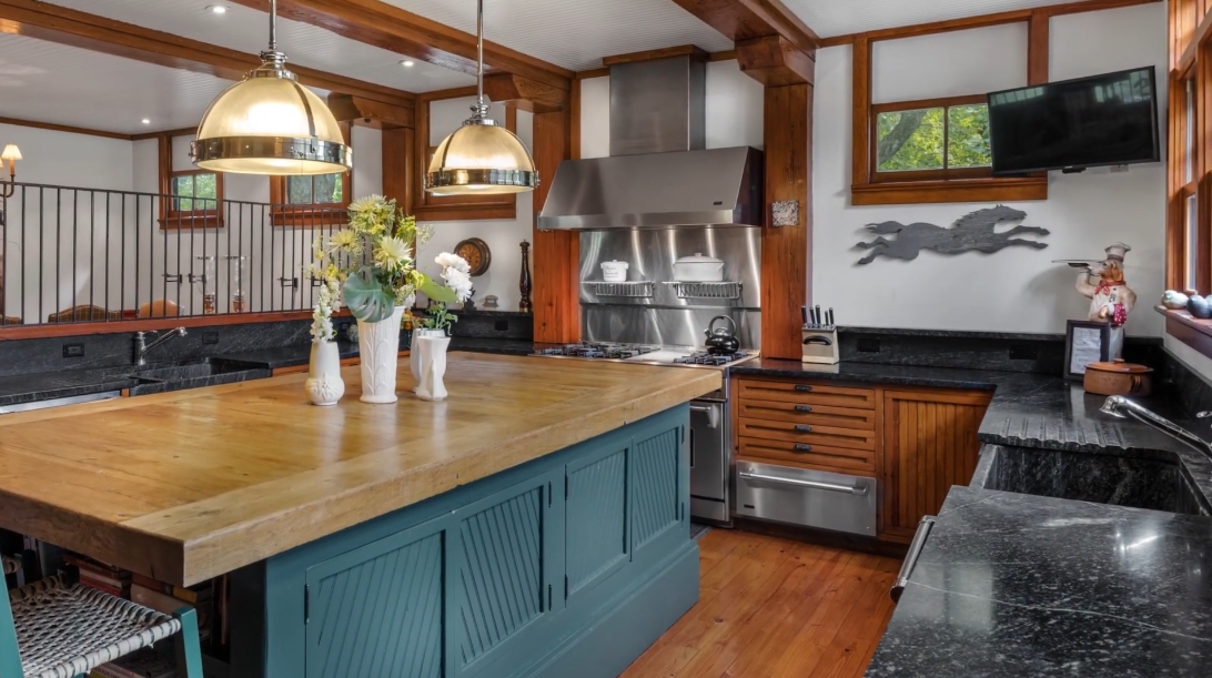 29 Interior Design Photos vs. 192 West Ln, Ridgefield, CT Luxury Home Tour