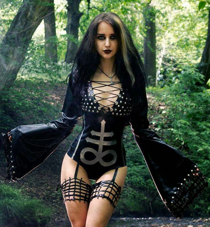 As usual if your not interested in pictures of Gothic Girls