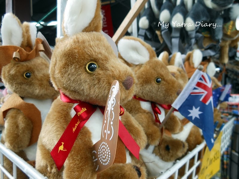 Souvenir Shopping in Queen Victoria Market Melbourne, Australia