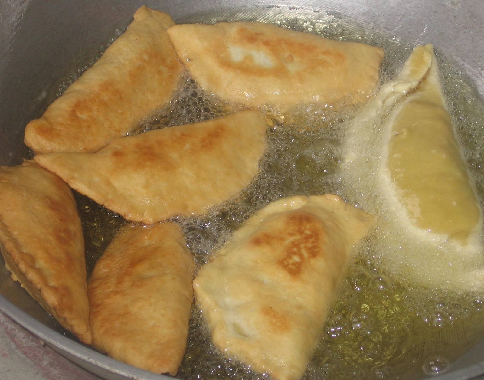 Empanada Recipe-Crispy Filipino Style | Philippine Start Ups