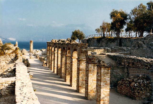 sirmione grotte catullo