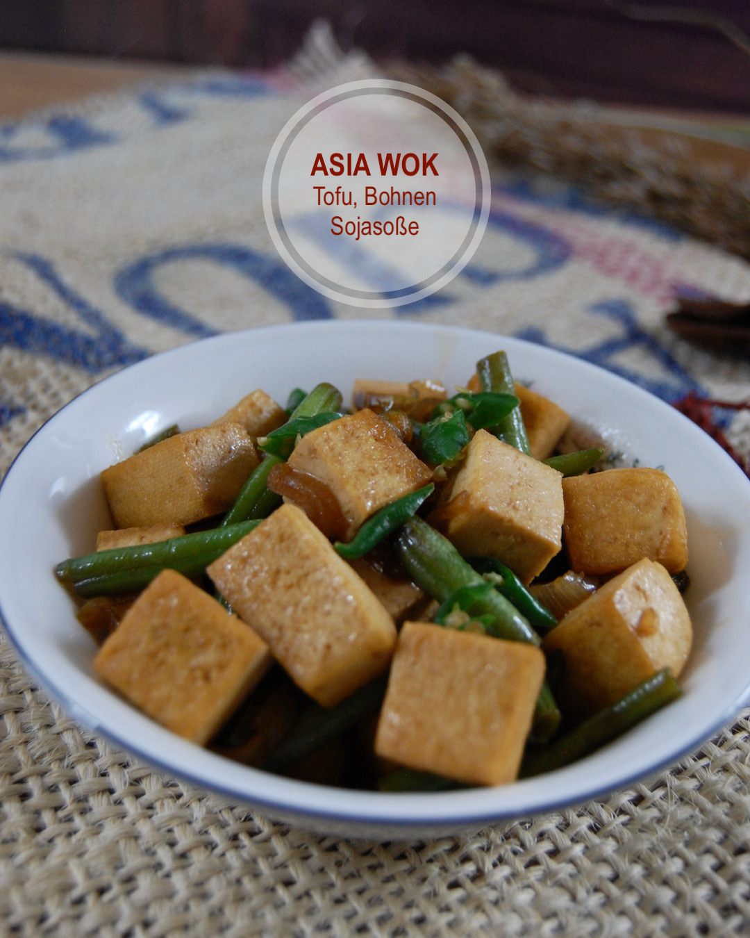 Asia Wok Gemüse mit Tofu, Bohnen, Sojasoße